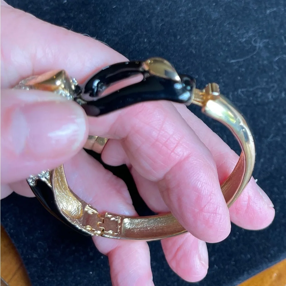 Vintage Jaguar enameled and rhinestone bangle bracelet. Perfect condition - Picture 5 of 5